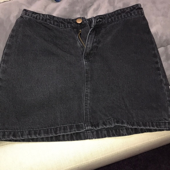Forever 21 Dresses & Skirts - Mini black f21 jean skirt